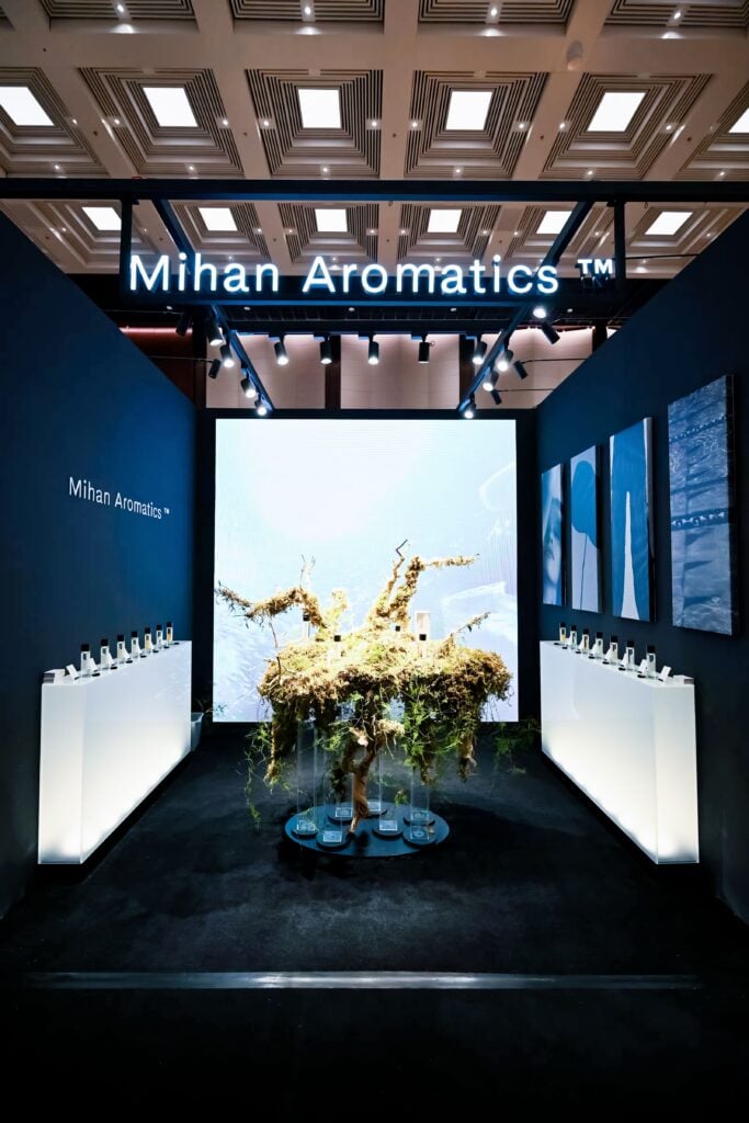 Mihan Aromatics at Notes Shanghai, introducing its memory-driven Australian parfums to China’s niche fragrance audience.