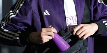 Photo: Tsinghua Souvenir